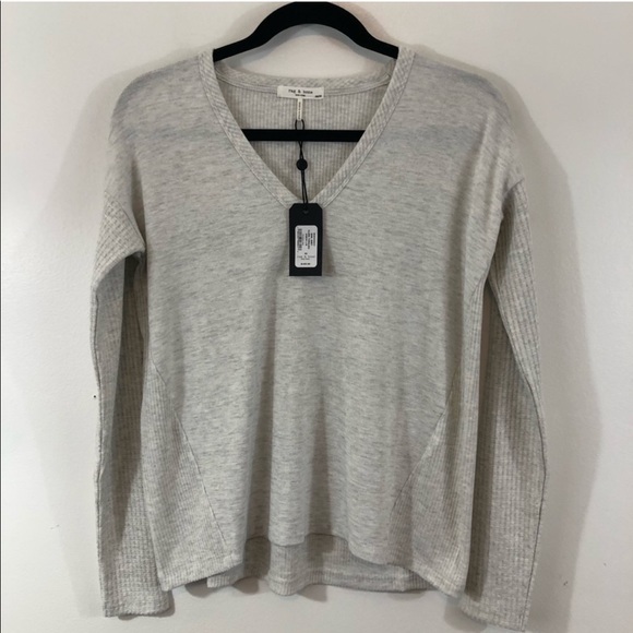 Rag & Bone V Neck - Picture 3 of 7
